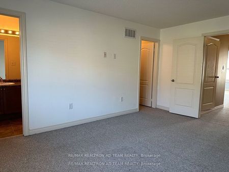 For Lease - 15 Latitude Lane, Whitchurch-Stouffville, Ontario - Photo 3