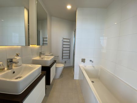 Beauty of the city - Photo 3