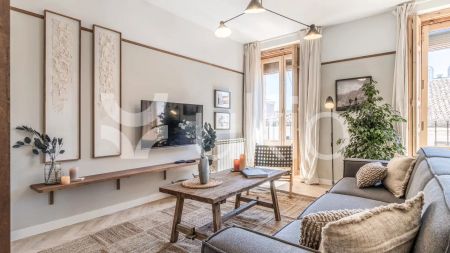 Apartamento de alquiler en Calle de San Andrés, Universidad - Malasaña - Foto 2