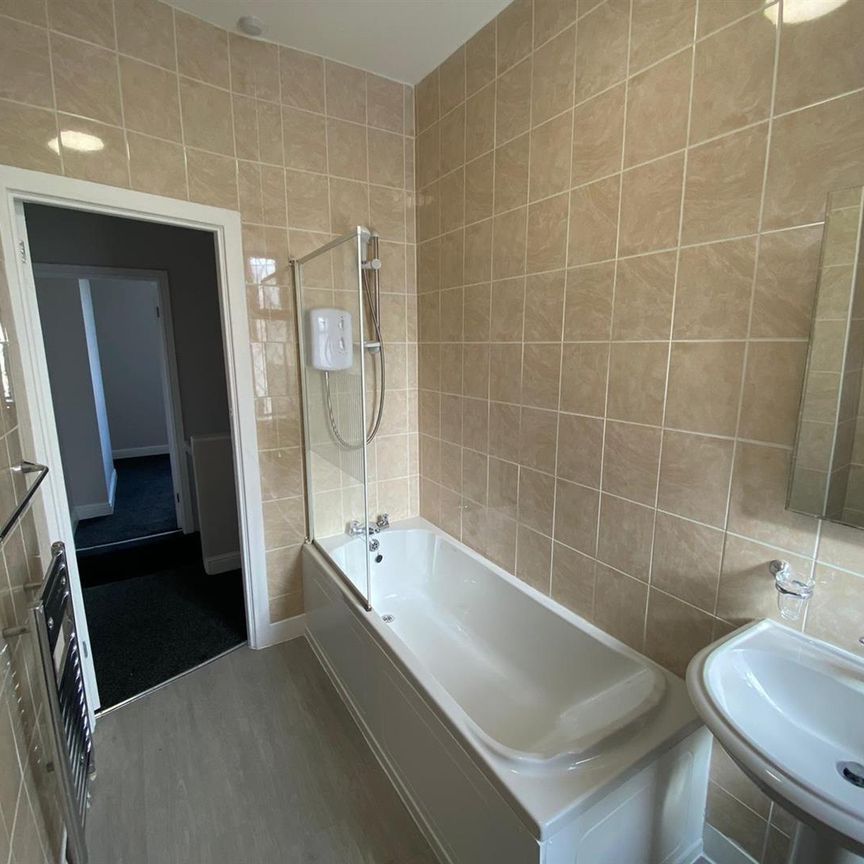 2 bed end of terrace house to rent in Scarlett Street, Burnley, BB11 - Photo 1