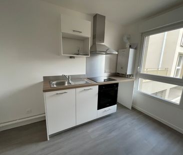 Location Appartement 3 pièces 58m² ELBEUF 76500 - Photo 4