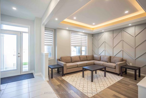 For Lease - 11811 Tenth Line, Whitchurch-Stouffville, Ontario - Photo 1