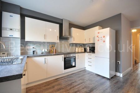 4 bedroom house to rent - Photo 2