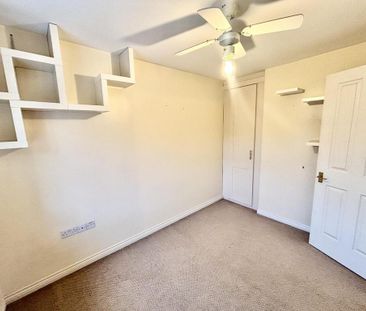 2 bedroom semi-detached house to rent - Photo 5