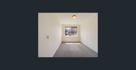 Modern One Bedroom In Central Location - Photo 5