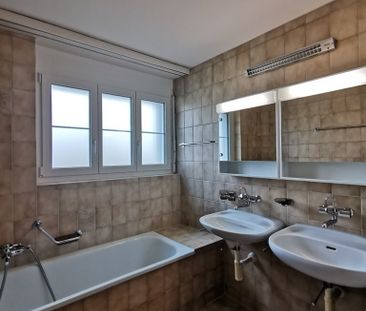 Geräumige 4.5 Zimmer Wohnung mit Terrasse - Photo 3
