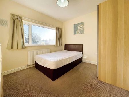 1 bedroom parking to rent - Photo 2