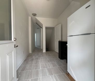 For Lease - 28 Chicago Lane, Markham, Ontario - Photo 1