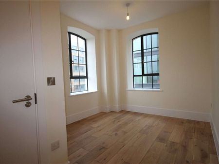 Elegant two bedroom apartment - Photo 4