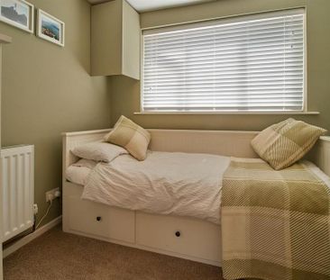 3 bedroom semi-detached house to rent - Photo 6