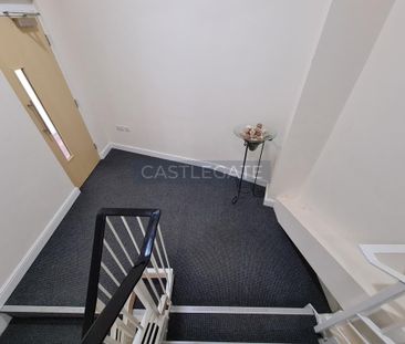 1 bedroom triplex to rent - Photo 4