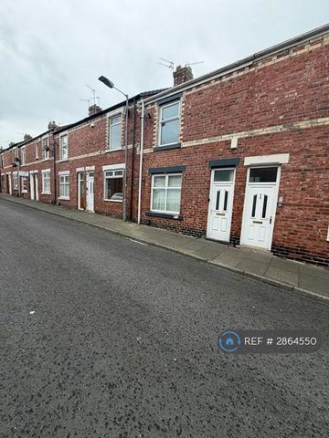 2 bedroom terraced house to rent - Photo 4