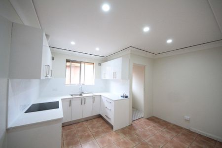 UPDATED 2 BEDROOM UNIT!!! DO NOT MISS OUT!!! - Photo 5