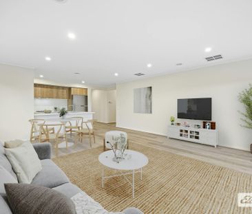 Modern Family Living - Photo 4