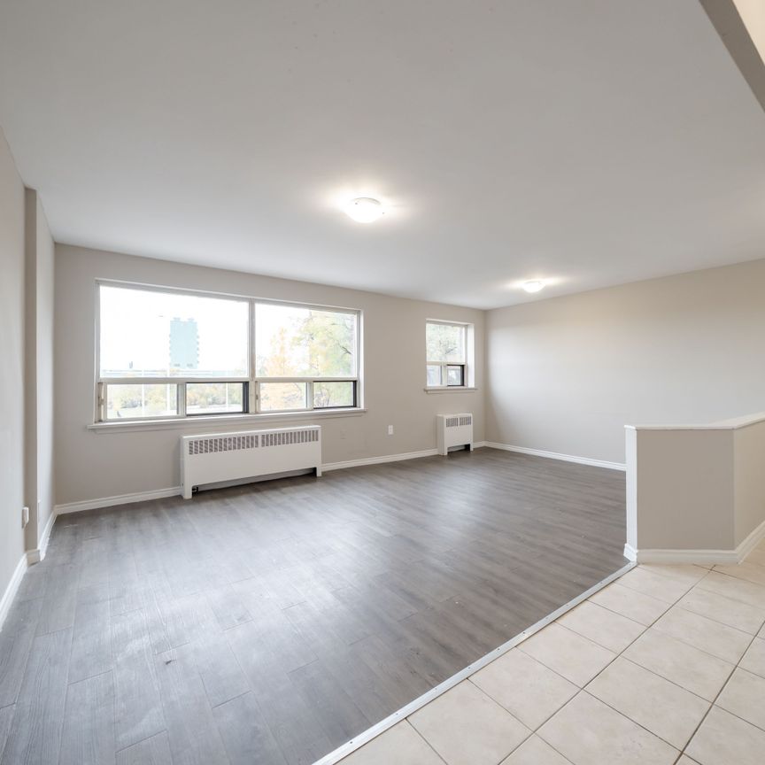 For Lease - 468 Ottawa Street Unit# 419B, Hamilton, Ontario - Photo 1