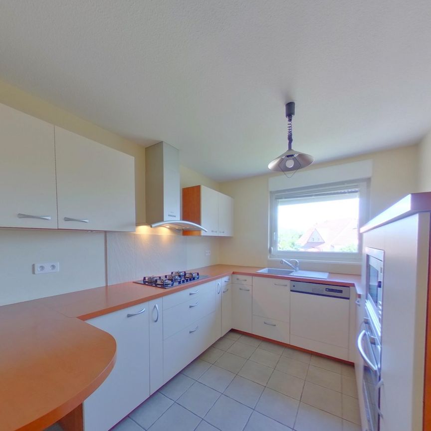 ACHENHEIM - Beau 4 pièces - avec balcon - double garage et parking - Photo 1