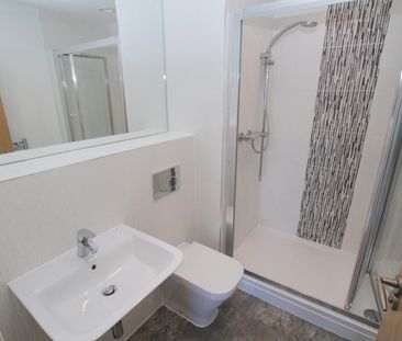 2 bedroom apartment to rent - Photo 2