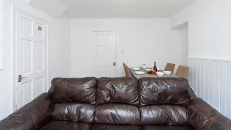 3 bedroom house to rent - Photo 3