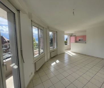 Charmant 2.5 pièces avec balcon et vue partielle sur le lac - Photo 3