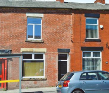 Hollins Road, Oldham - Photo 1