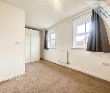 3 bedroom end of terrace house to rent - Photo 4