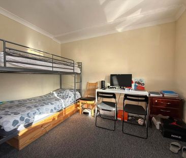 2 bedroom semi-detached house to rent - Photo 3