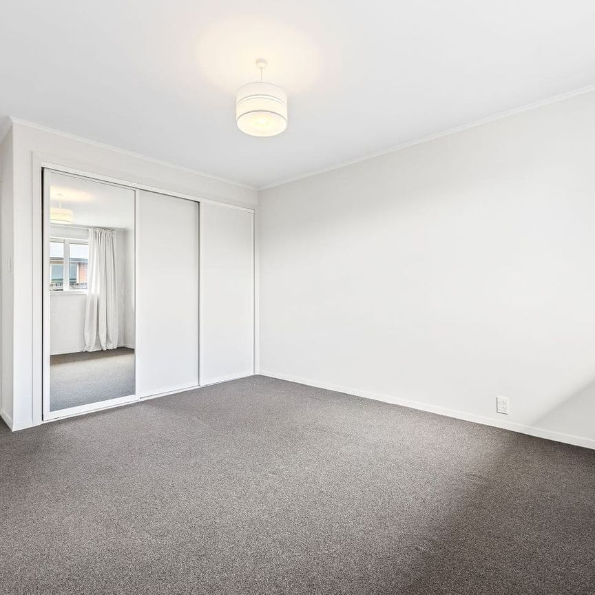 Modern two-bedroom townhouse in Hoon Hay! - Photo 1