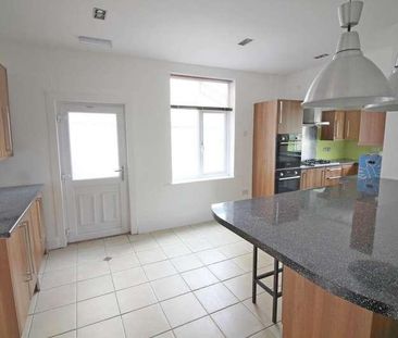 Chesham Road, Chesham, BL9 - Photo 2