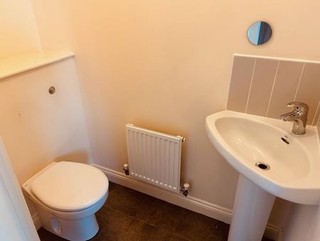 2 bedroom terraced house to rent - Photo 5