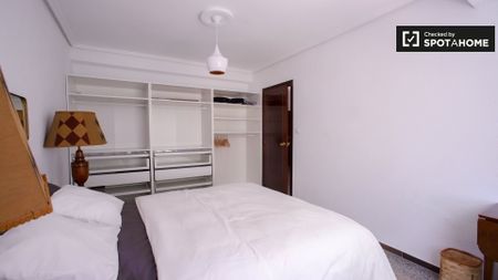 valencia, Valencian Community 46017 - Photo 3