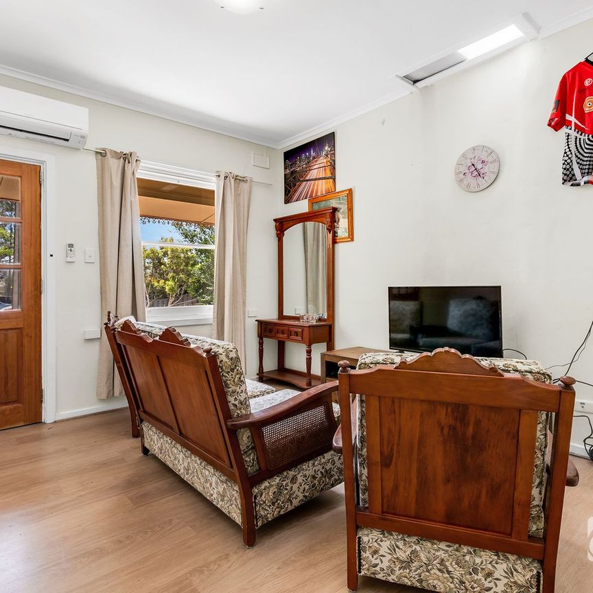 Comfortable Living - Photo 1