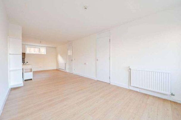 Saltram Close, Tottenham, N15 - Photo 1