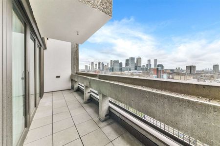 Heritage Unit. Retaining the original style, features and charm, this renovated 4 bedroom apartment to rent in the highly anticipated Balfron Tower. - Photo 4