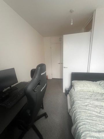 2 Bed Maisonette, Bath Court, EC1V - Photo 3