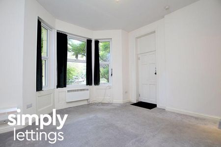 Studio to rent - Photo 2