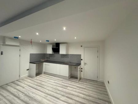 1 bedroom property to rent - Photo 2