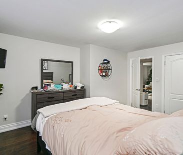 For Lease - 916 Scarlett Road Unit# Bsmt, Toronto, Ontario - Photo 6