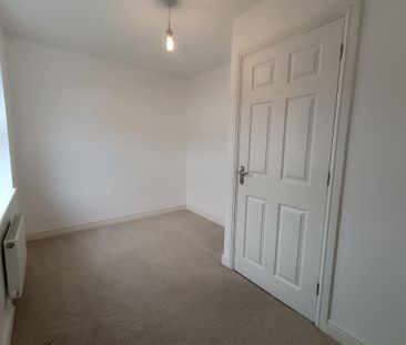 2 bedroom semi-detached house to rent - Photo 3