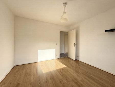 Appartement - à louer - Photo 4