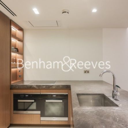 2 Bedroom flat to rent in Lincoln Square, 18 Portugal Street, WC2A - Photo 1