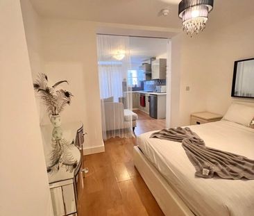 Studio Flat, Church Road, BN3 - Photo 6