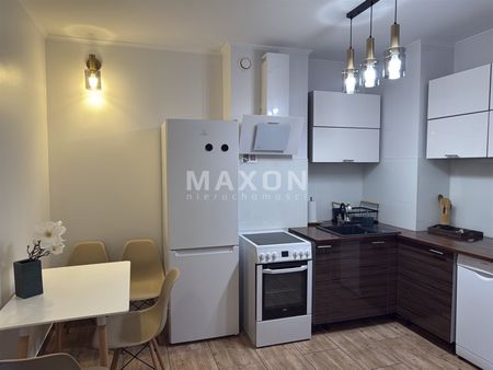 CISZA GARAŻ BALKON Oddzielna kuchnia - Photo 5