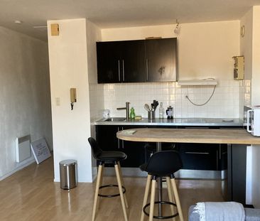 CHARMANT STUDIO de 28 m2 meublé. - Photo 6