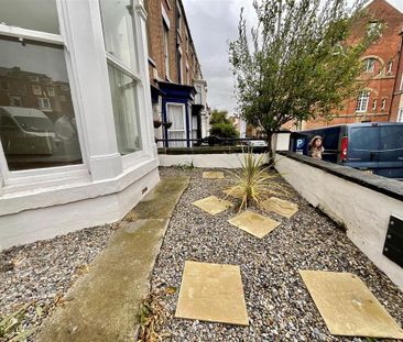 1 bedroom property to rent - Photo 6