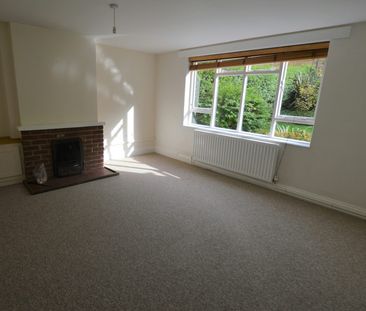 Cottage to rent on - Photo 3