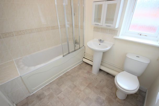 2 bed Flat for let - Photo 1