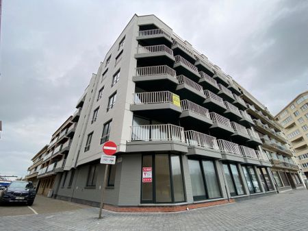 Gemeubelde studio met zicht op zee - Foto 2