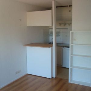 APPARTEMENT T1 BORDEAUX 21 m2 + Garage - Photo 2