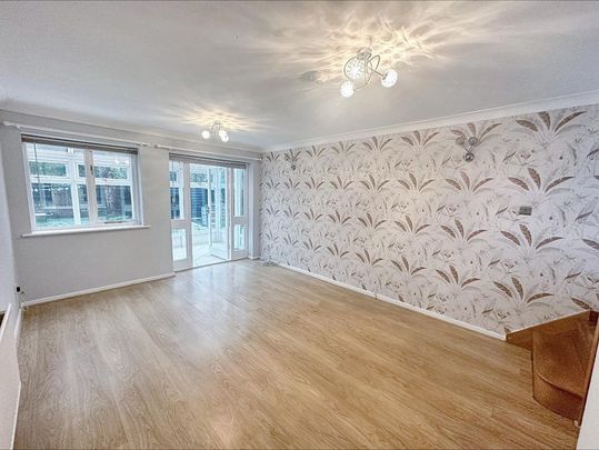 2 bedroom semi-detached house to rent - Photo 1