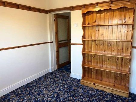 Court Terrace, Cefn Cribwr, Bridgend, CF32 - Photo 5